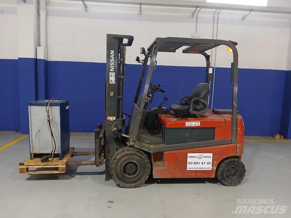 Nissan Q02 L 20 CU Ηλεκτρικά περονοφόρα ανυψωτικά κλαρκ
