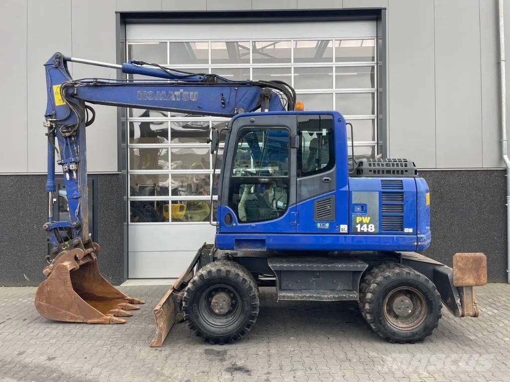 Komatsu PW148-8 Εκσκαφείς με τροχούς - λάστιχα