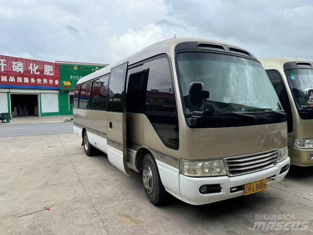 Toyota Coaster Μίνι λεωφορεία
