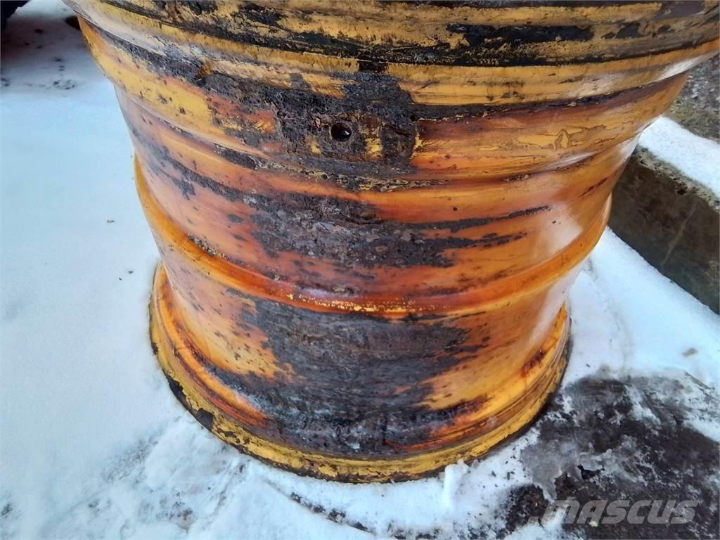 Rottne H20 24x30,5 Ελαστικά και ζάντες