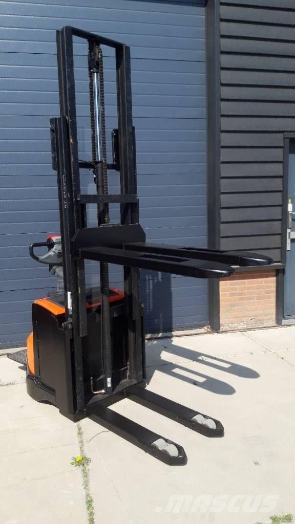 BT SWE 120 Ηλεκτρικά παλετοφόρα με ιστό