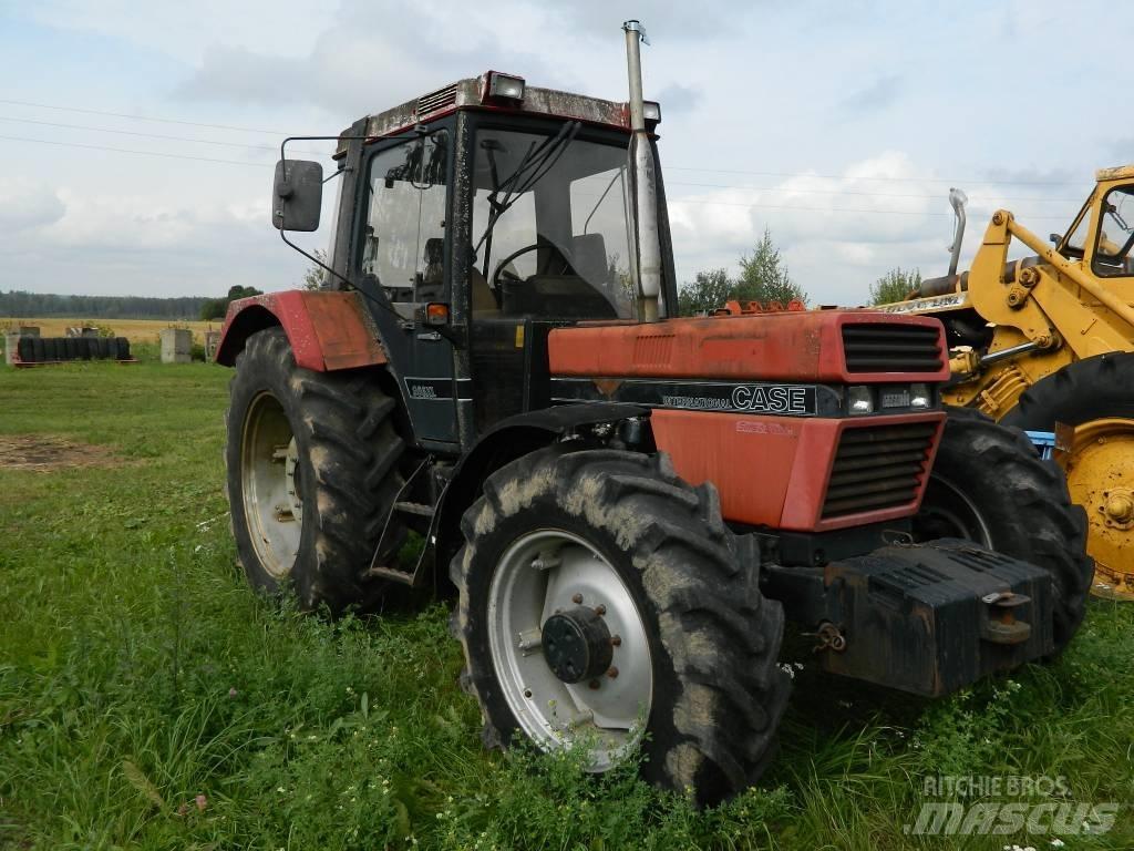 International 956 XL Τρακτέρ