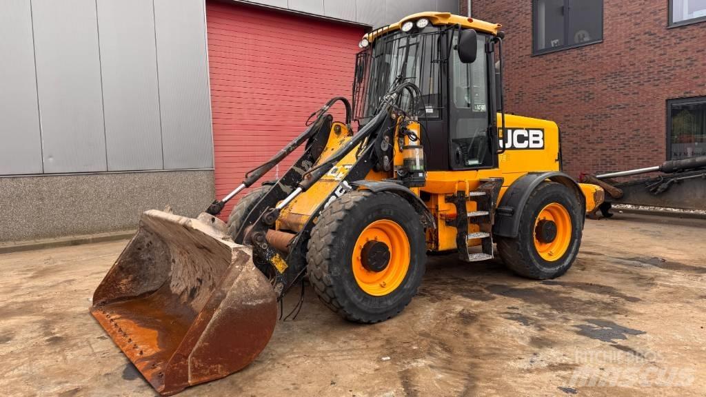 JCB 411 Φορτωτές με λάστιχα (Τροχοφόροι)