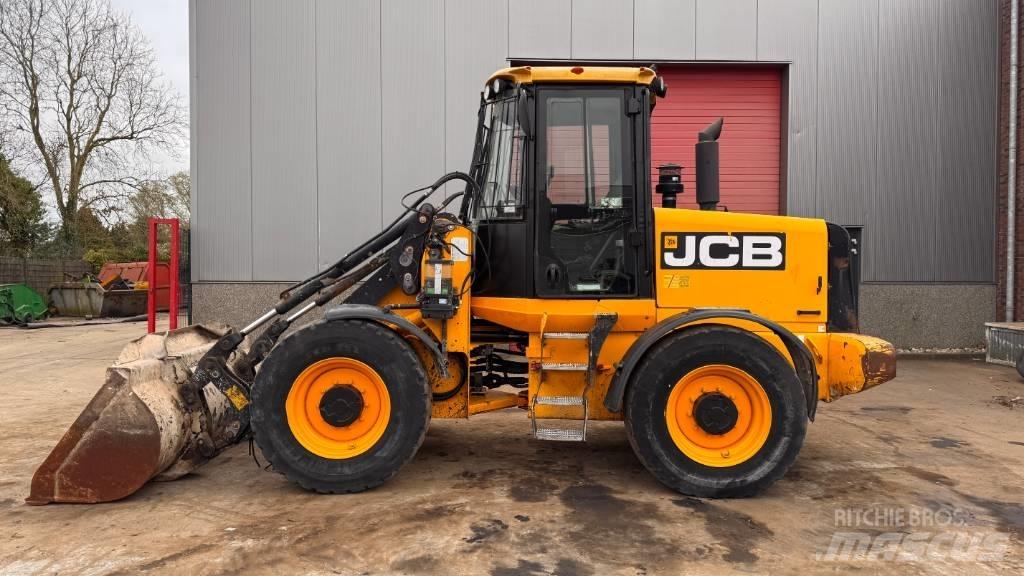 JCB 411 Φορτωτές με λάστιχα (Τροχοφόροι)