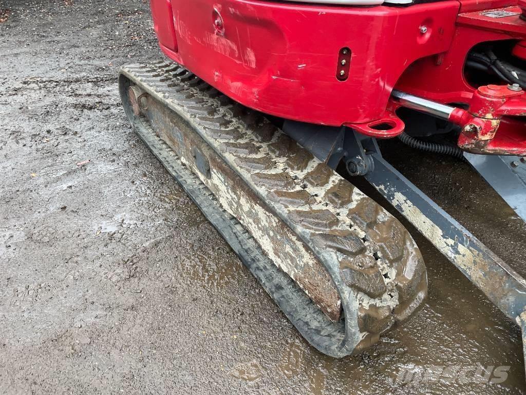 Takeuchi TB 325 R Εκσκαφάκι (διαβολάκι) < 7t