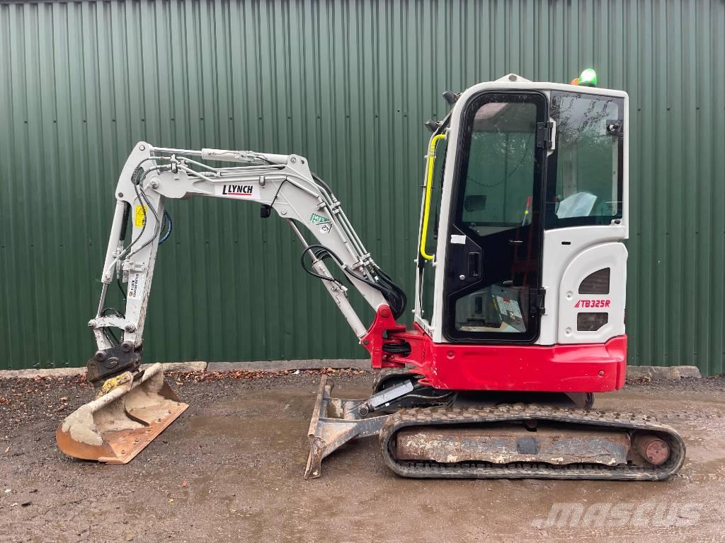 Takeuchi TB 325 R Εκσκαφάκι (διαβολάκι) < 7t