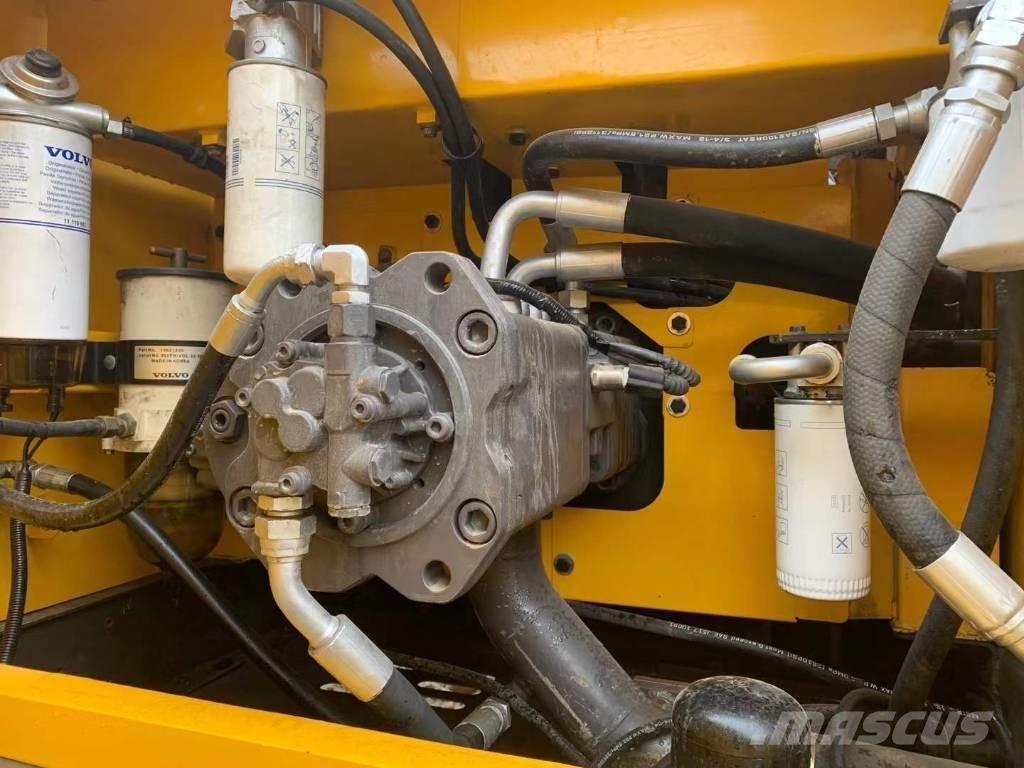Volvo EC 300 D Εκσκαφείς με ερπύστριες