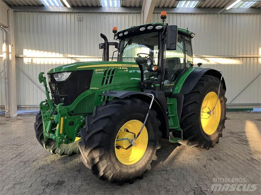 John Deere 6215R Τρακτέρ