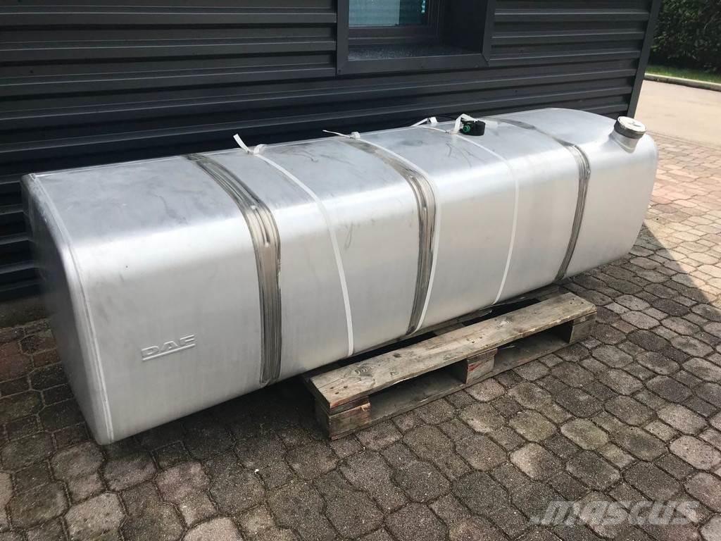 DAF 850 L Δεξαμενές καυσίμων και πρόσθετων