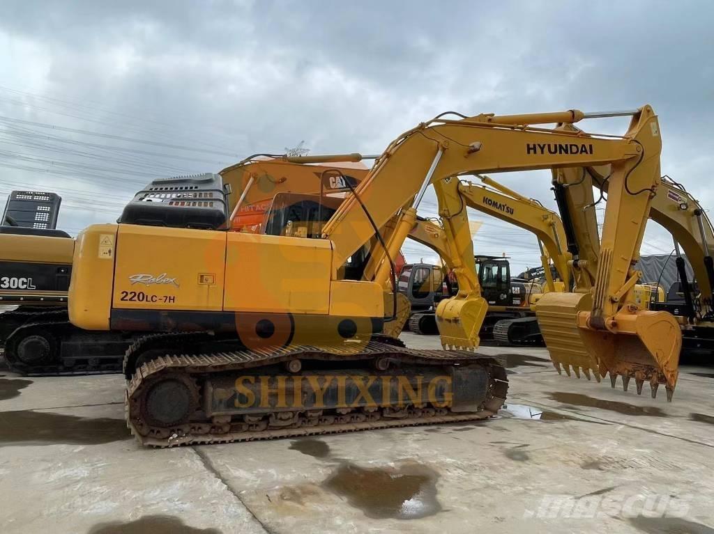 Hyundai Robex 220-7 Εκσκαφείς με ερπύστριες