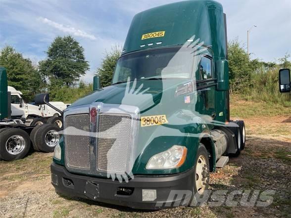 Kenworth T680 Τράκτορες