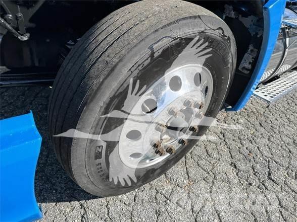 Kenworth T680 Τράκτορες