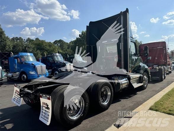 Kenworth T680 Τράκτορες