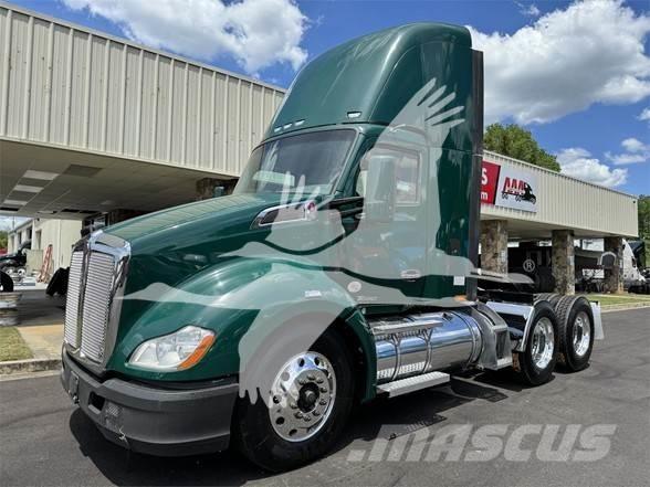 Kenworth T680 Τράκτορες