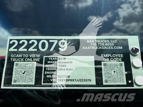 Kenworth T680 Τράκτορες