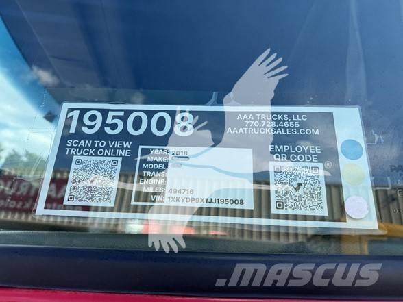 Kenworth T680 Τράκτορες