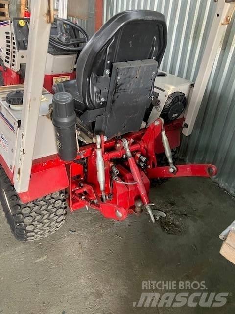 Ventrac 4500 Y Χρηστικές μηχανές