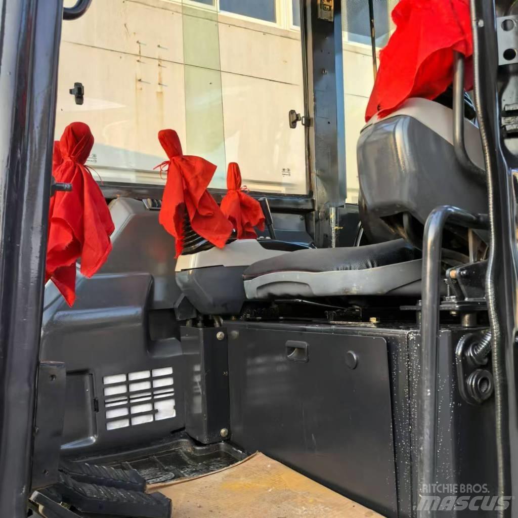 Komatsu PC 55 MR Εκσκαφάκι (διαβολάκι) < 7t