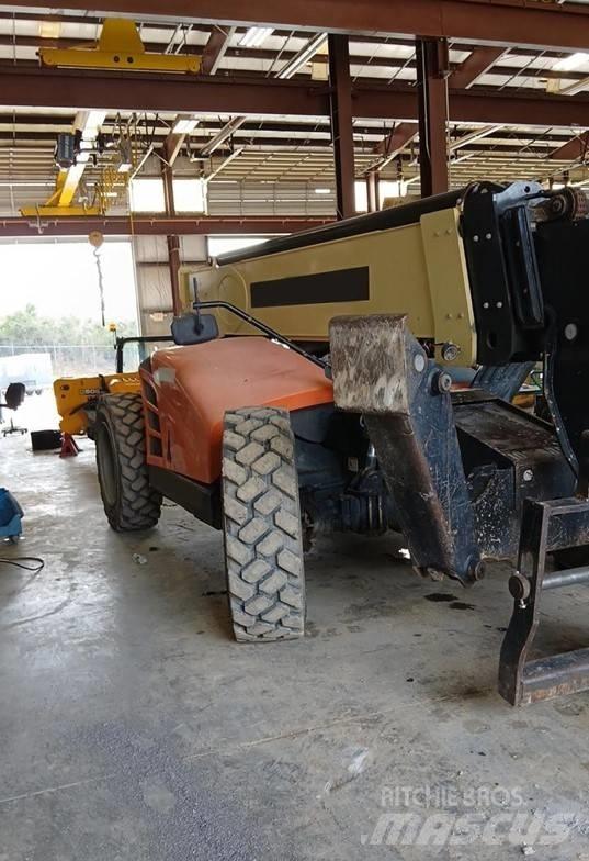 JLG 1055 Τηλεσκοπικοί ανυψωτές