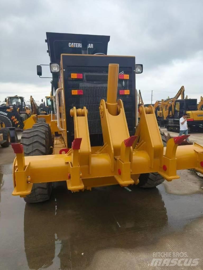 CAT 140K Γκρέιντερς