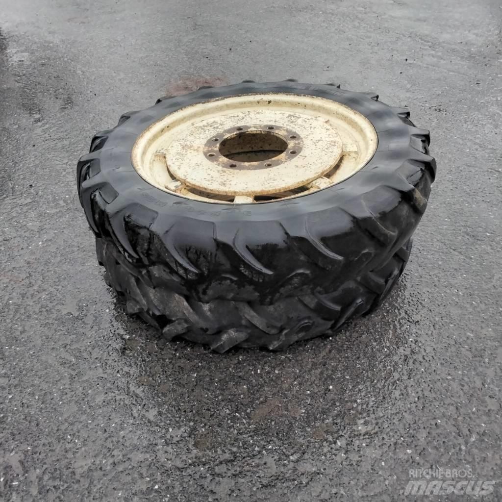 Michelin 9.5R28 Ελαστικά και ζάντες
