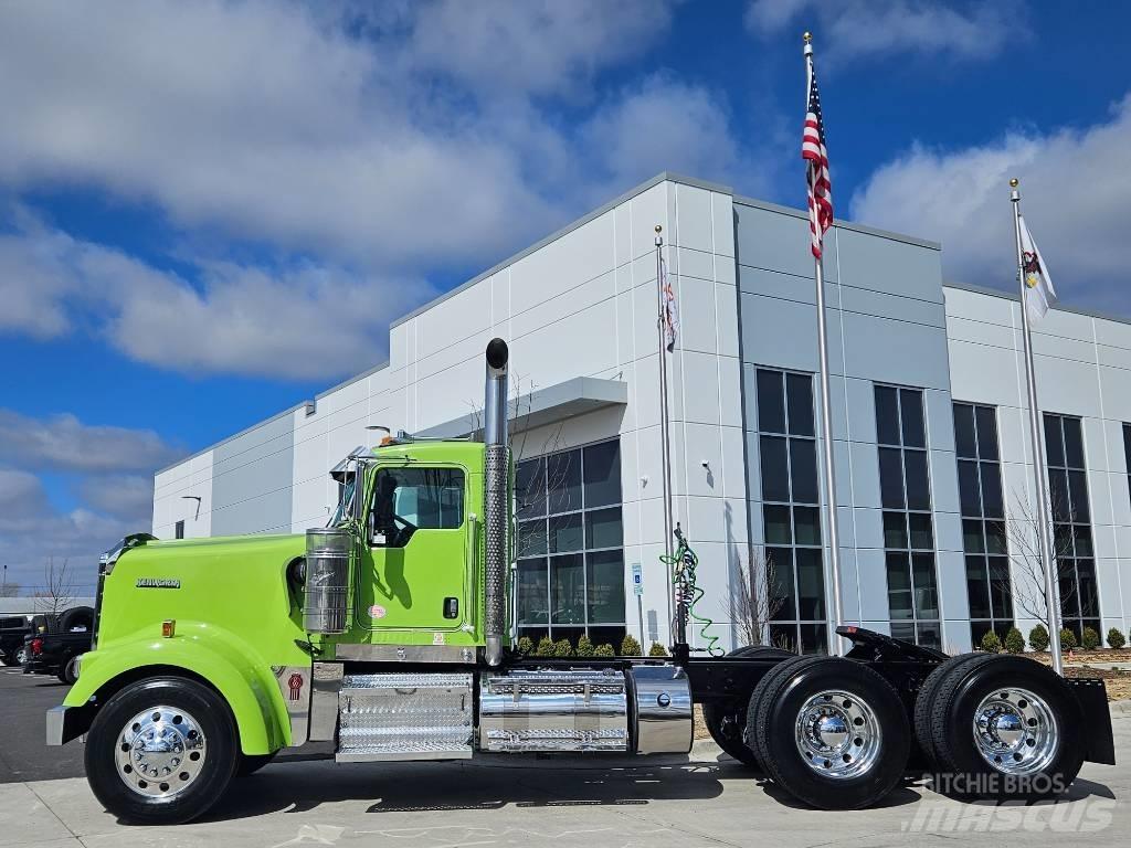 Kenworth W900 Τράκτορες