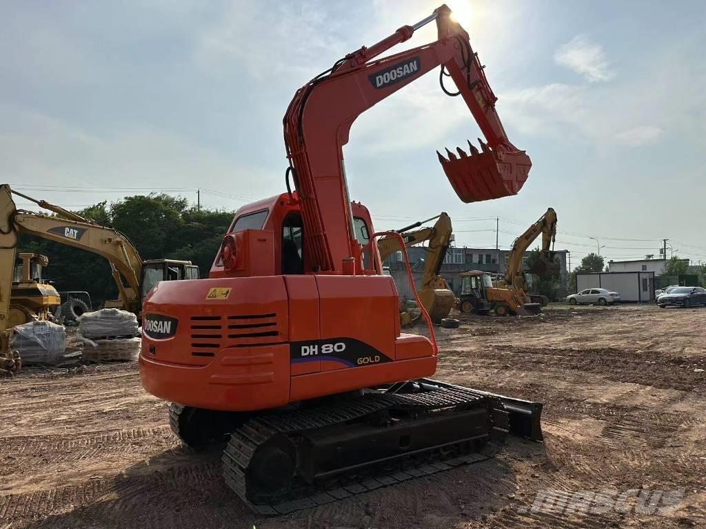 Doosan DH 80 Εκσκαφείς με ερπύστριες