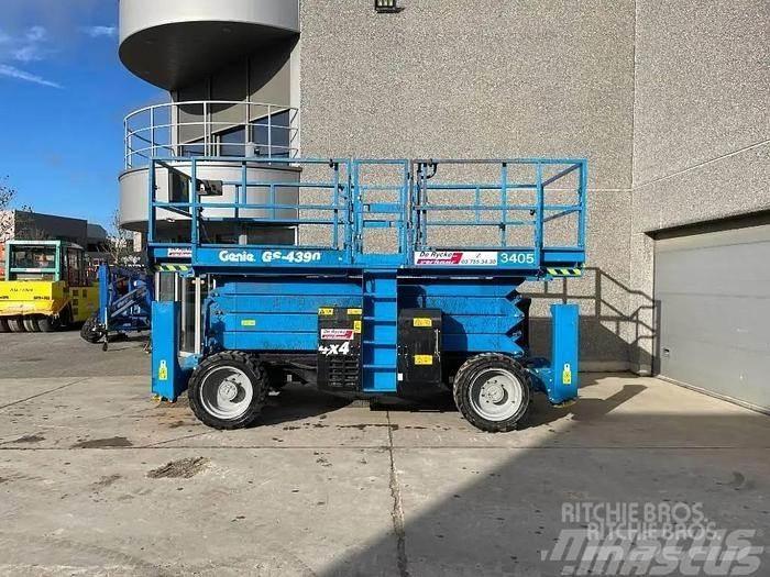 Genie GS4390RT Ανυψωτήρες ψαλιδωτής άρθρωσης