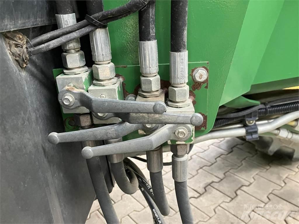 John Deere 6155R Τρακτέρ