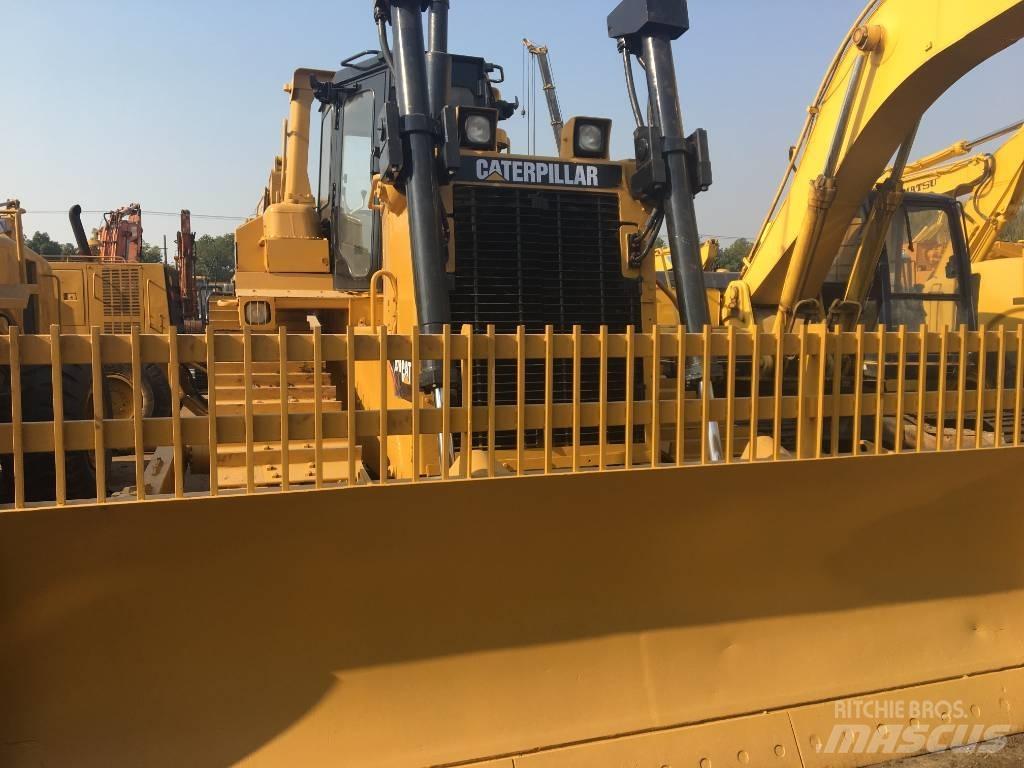 CAT D 7 H Μπουλντόζες με ερπύστριες