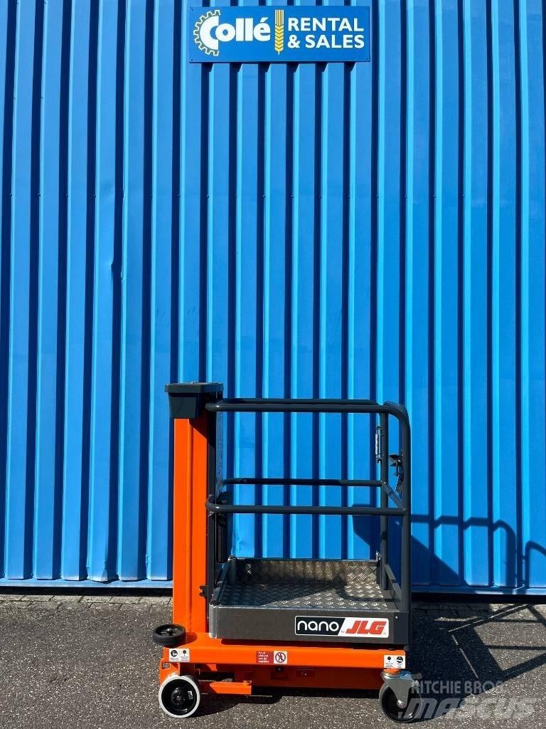 JLG Nano Ανυψωτήρες με κατακόρυφους πυλώνες