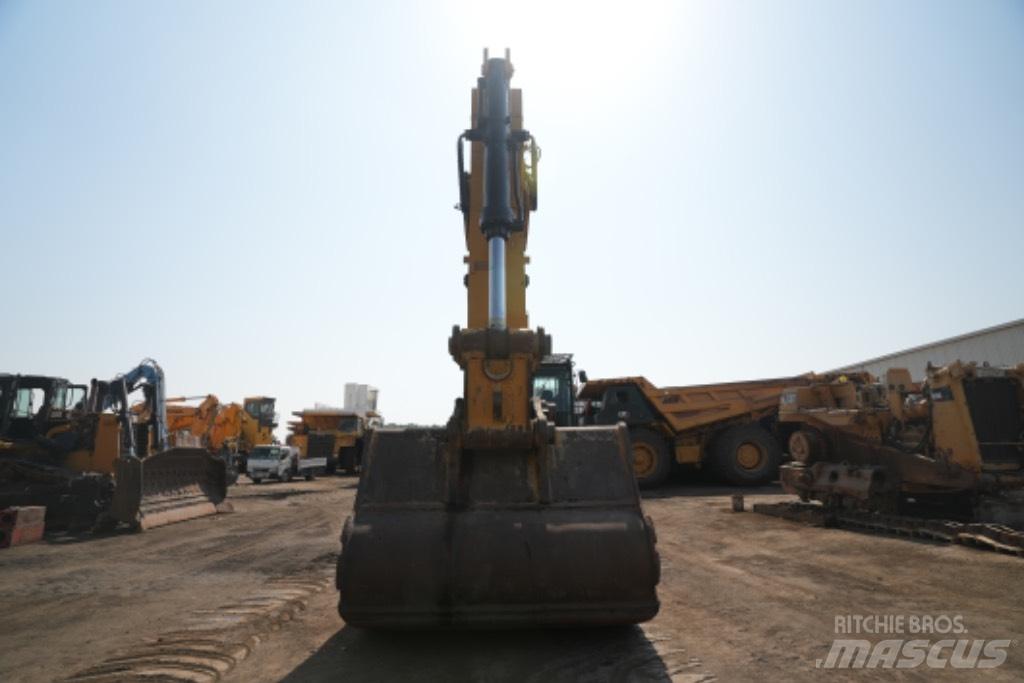 CAT 395 Εκσκαφείς με ερπύστριες