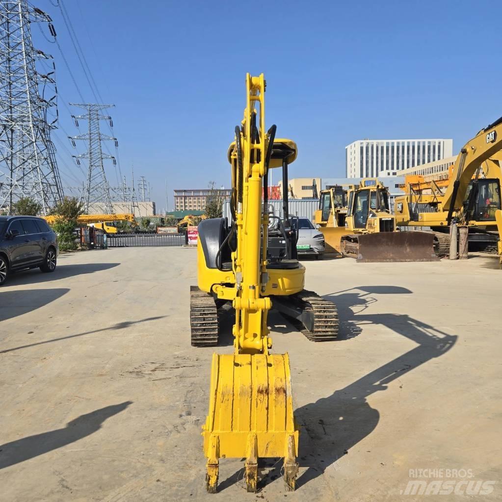 Komatsu PC 35 Εκσκαφάκι (διαβολάκι) < 7t