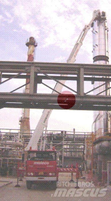 Bronto 350 Εναέριες πλατφόρμες τοποθετημένες σε φορτηγό