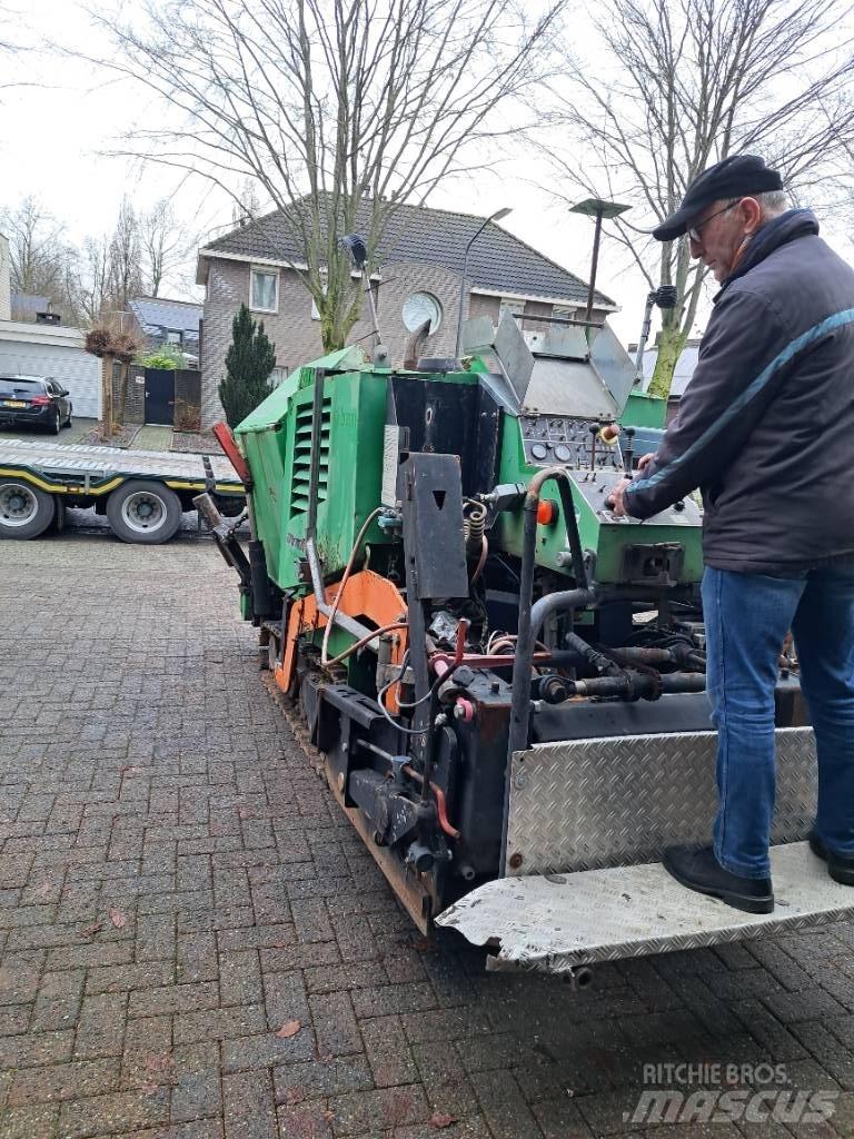 Demag 45 Επίστρωση ασφάλτου