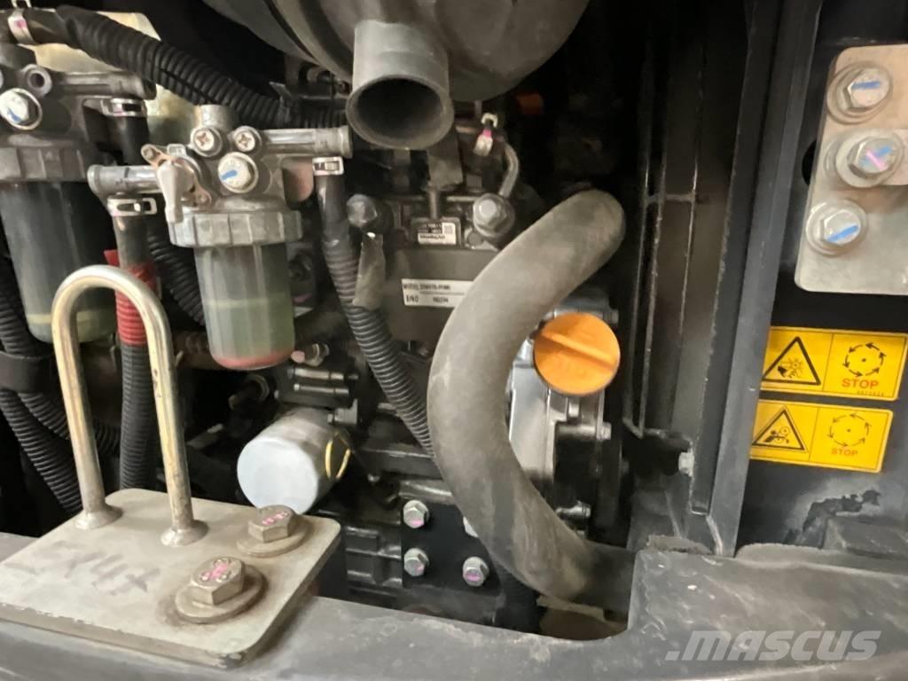 Hitachi ZX 19 U-5 A Εκσκαφάκι (διαβολάκι) < 7t