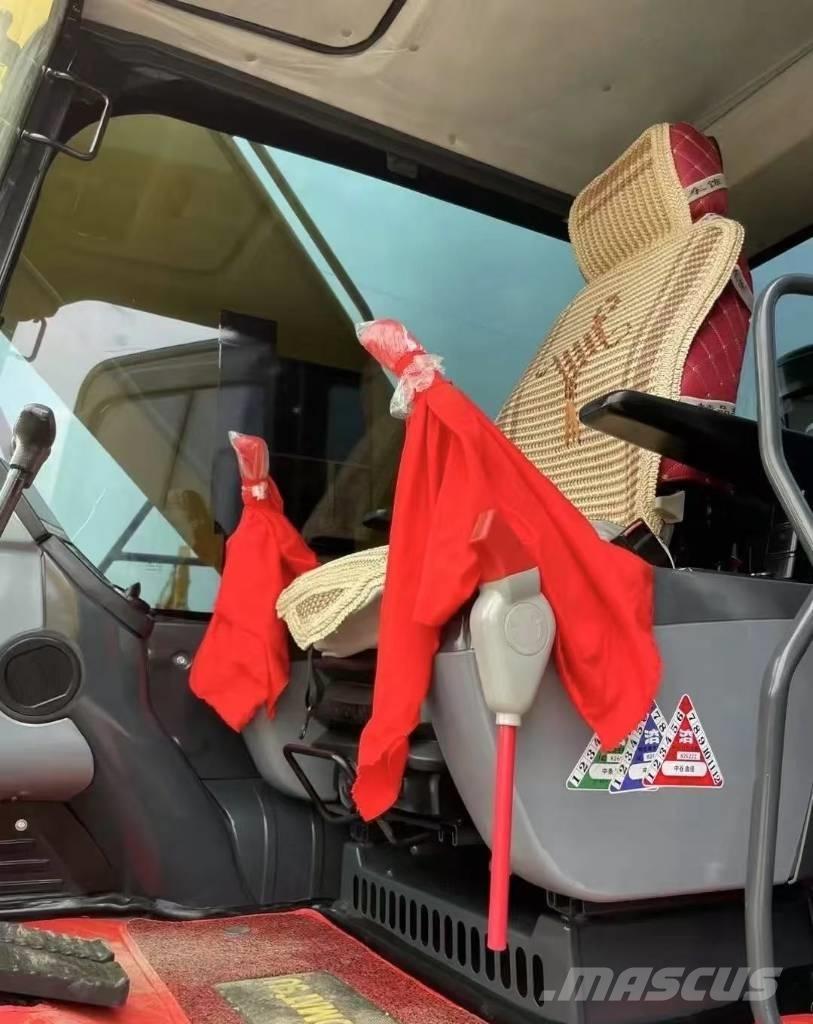 Komatsu PC 240 Εκσκαφείς με ερπύστριες