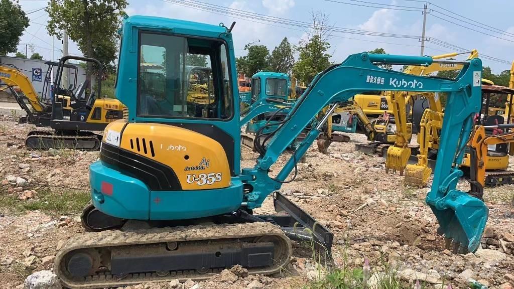 Komatsu U35 Εκσκαφάκι (διαβολάκι) < 7t