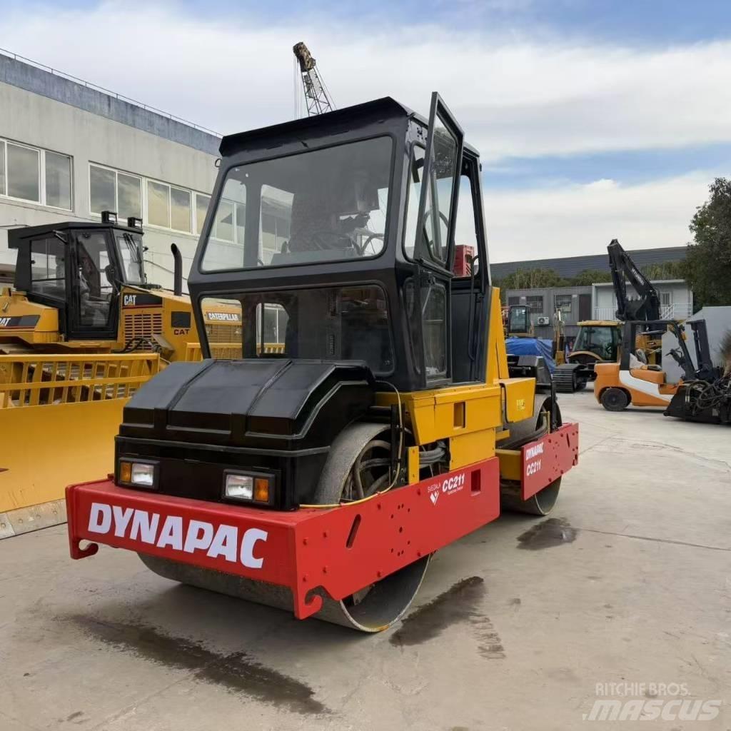 Dynapac CC 211 Οδοστρωτήρες διπλού κυλίνδρου