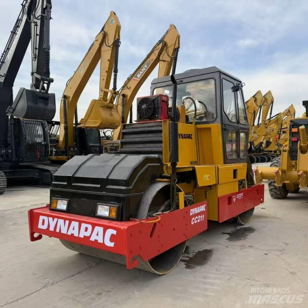 Dynapac CC 211 Οδοστρωτήρες διπλού κυλίνδρου