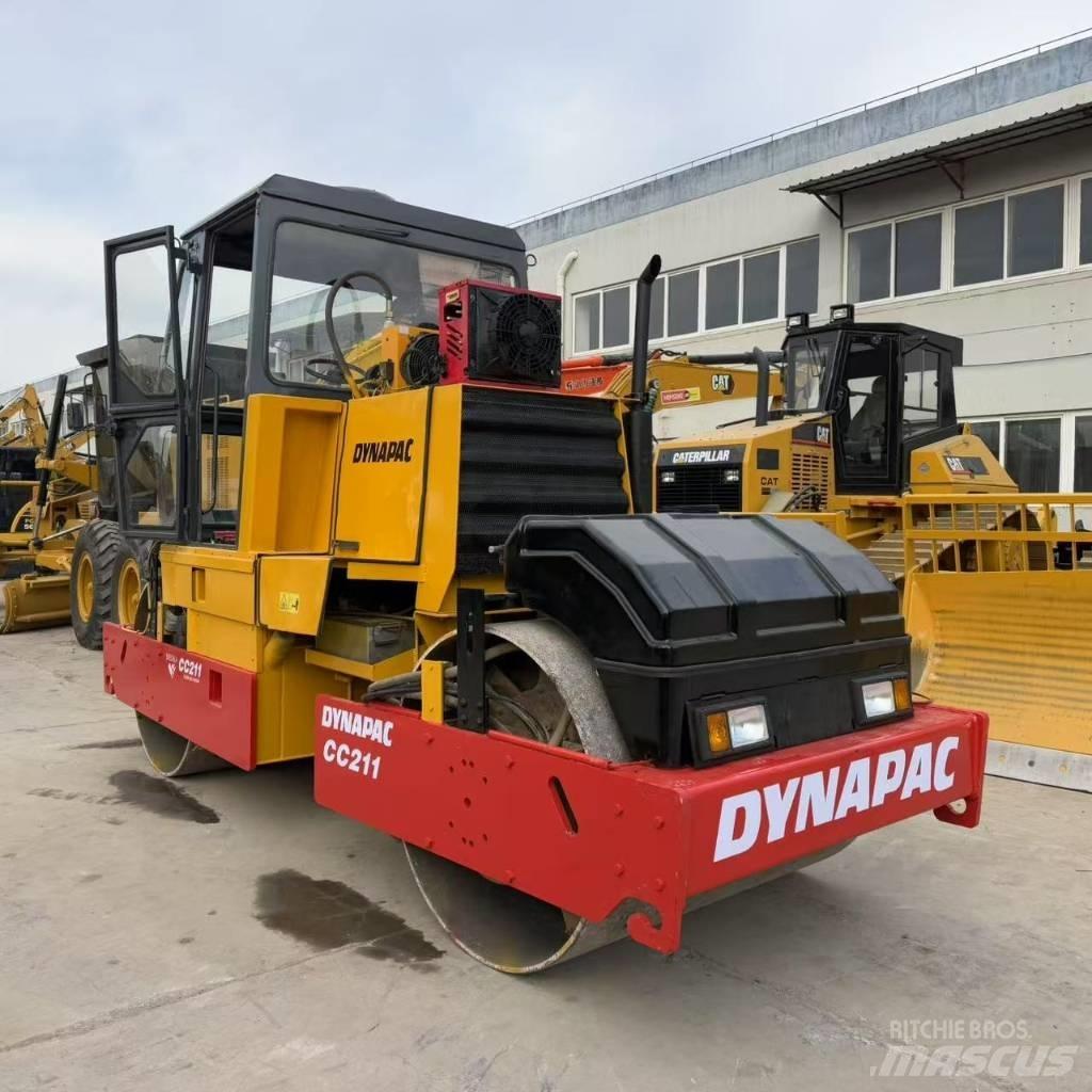 Dynapac CC 211 Οδοστρωτήρες διπλού κυλίνδρου