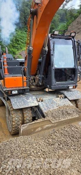 Doosan D 140W-5 Εκσκαφείς με τροχούς - λάστιχα