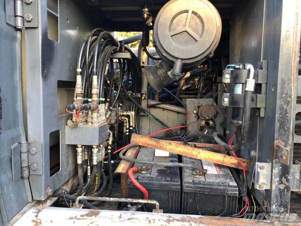 Sumitomo SH200C1 Εκσκαφείς με ερπύστριες