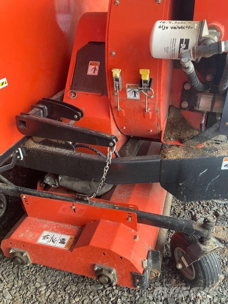 SmithCo Big Vac Άλλα μηχανήματα φροντίδας εδάφους