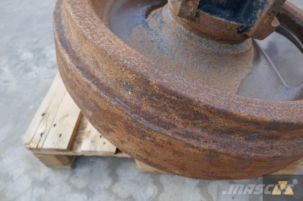 CAT 357-7560 Ελαστικά και ζάντες