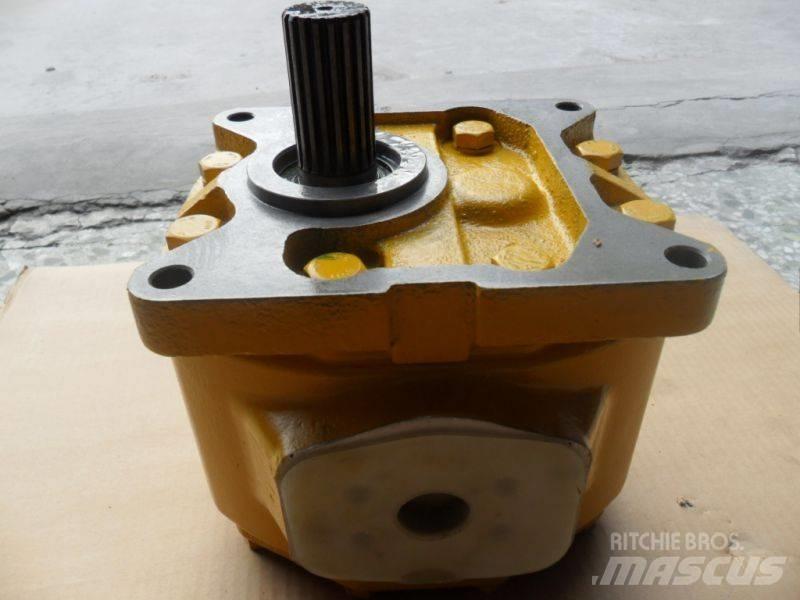 Komatsu D155 Μετάδοση κίνησης