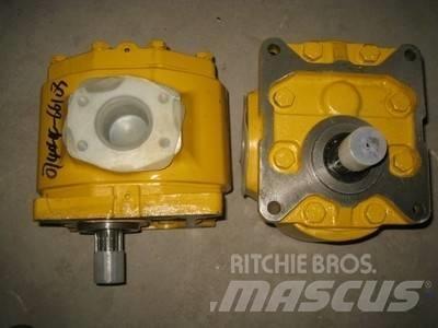 Komatsu D155 Μετάδοση κίνησης
