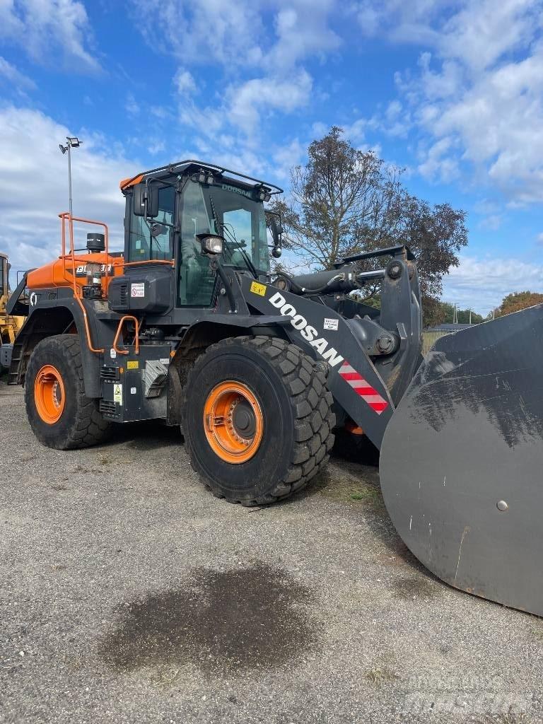 Doosan DL 380-7 Φορτωτές με λάστιχα (Τροχοφόροι)