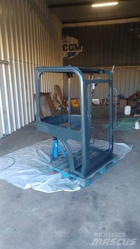 Yanmar Vio 45 Καμπίνες και εσωτερικό