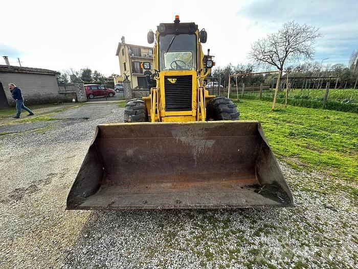 Venieri VF 7.33 Εκσκαφείς Φορτωτές τύπου JCB